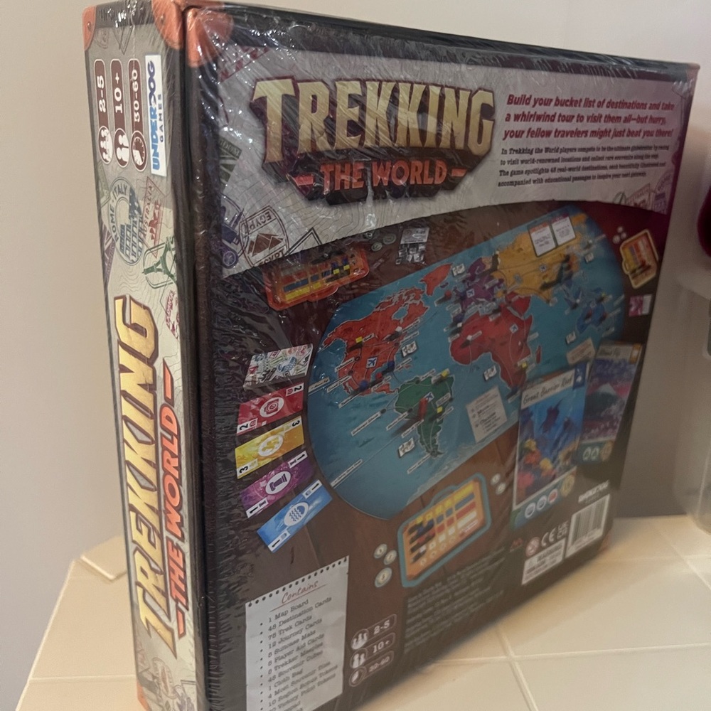 Trekking The World: The Globetrotting Board Game Family Game Night New Unopened - Picture 4 of 4